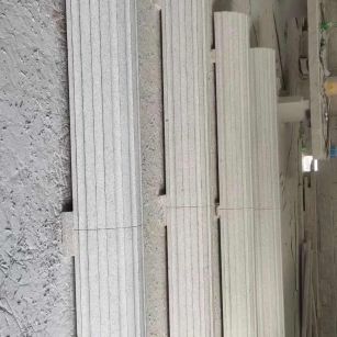 张家界 花岗岩厂家带你看白麻花岗岩门楼大柱柱皮