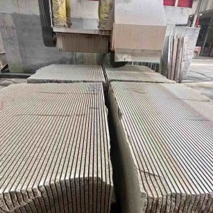 张家界 车间生产日常，黄金麻白麻花岗岩