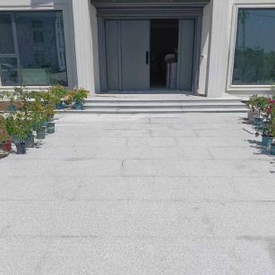 张家界 芝麻白花岗岩地铺石地面铺装