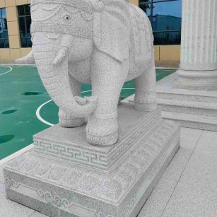 张家界 白麻花岗岩动物异形石雕-大象
