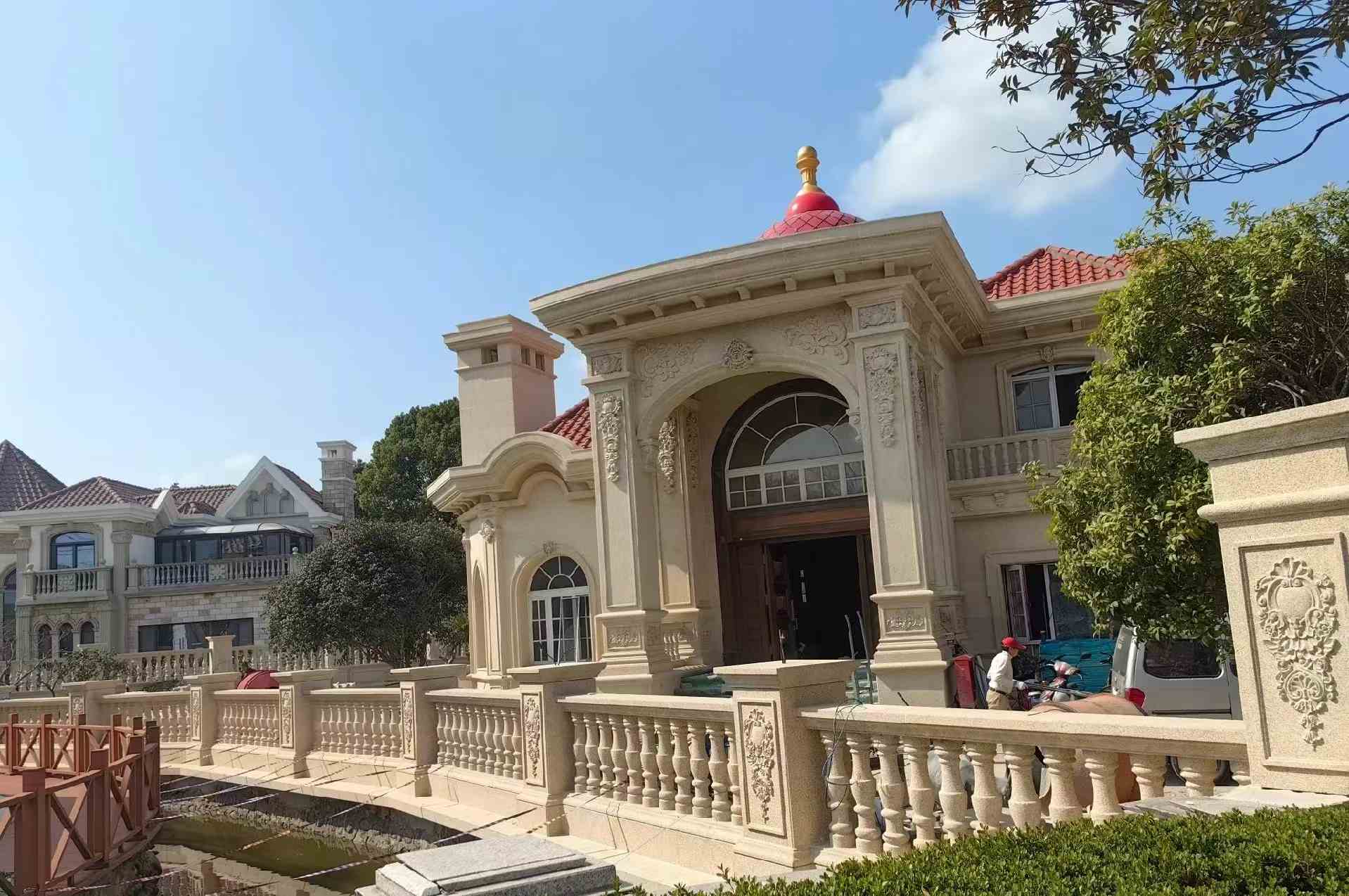 张家界 黄金麻花岗岩欧式别墅