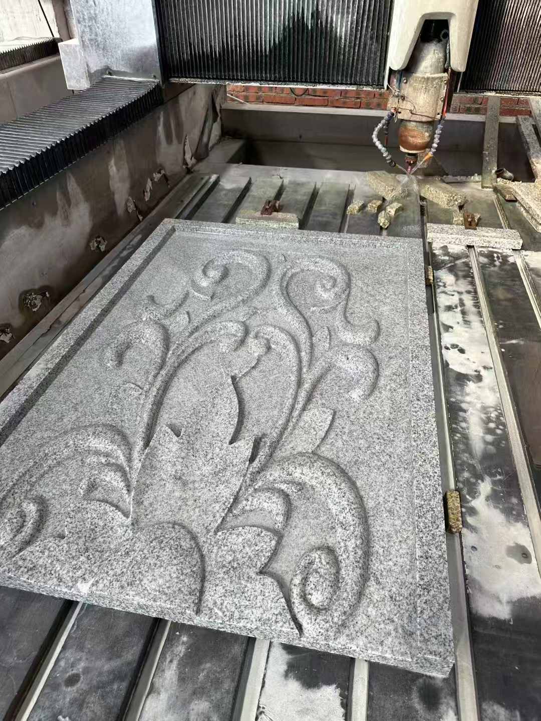 张家界 白麻别墅干挂雕花板