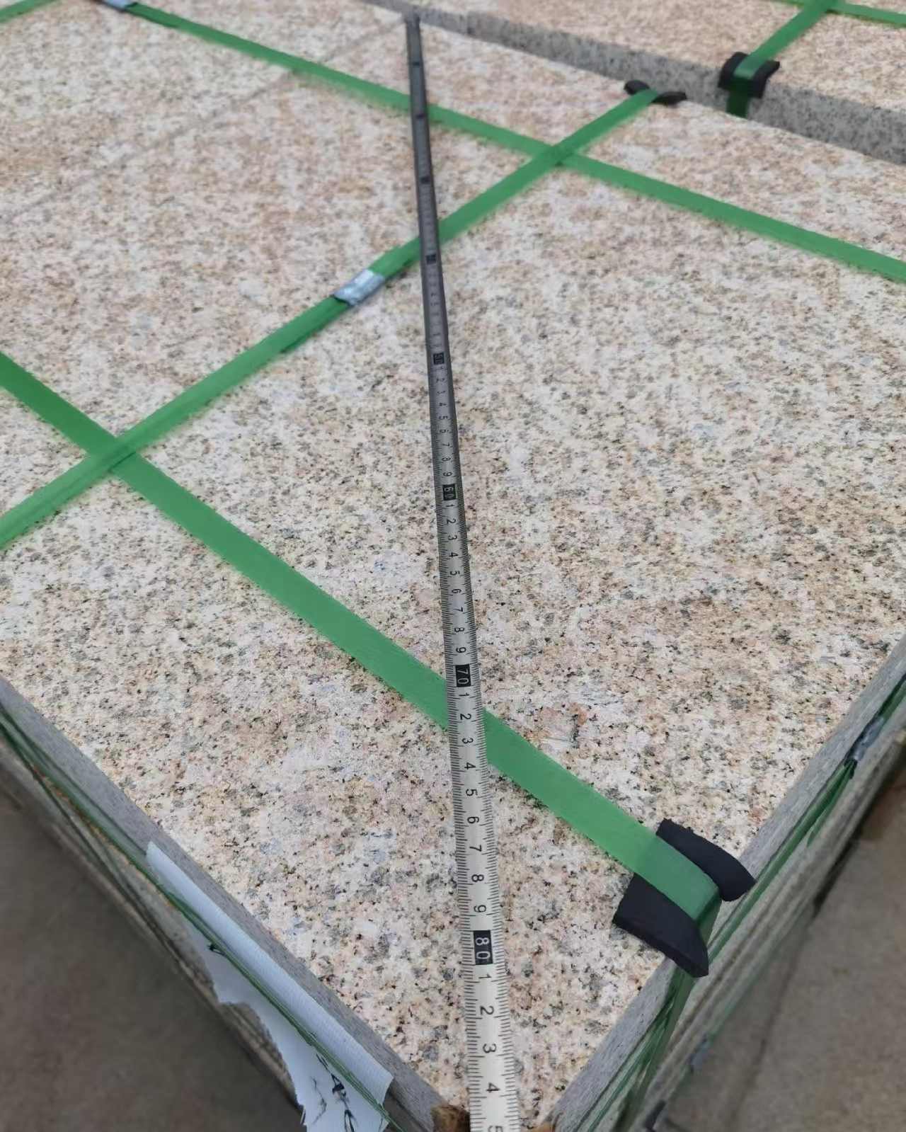 张家界 黄金麻火烧面地铺石