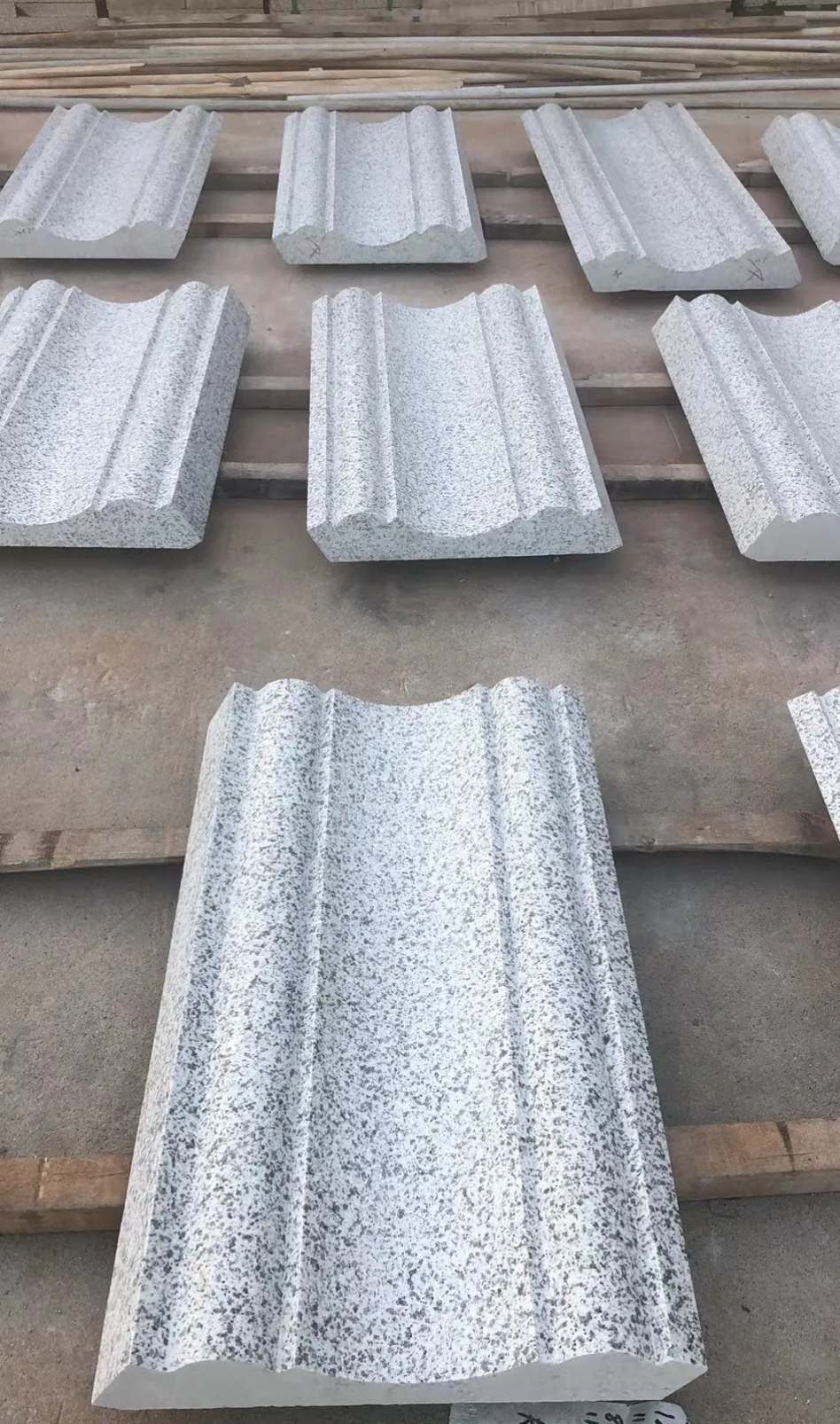 张家界 白麻花岗岩光面别墅线条