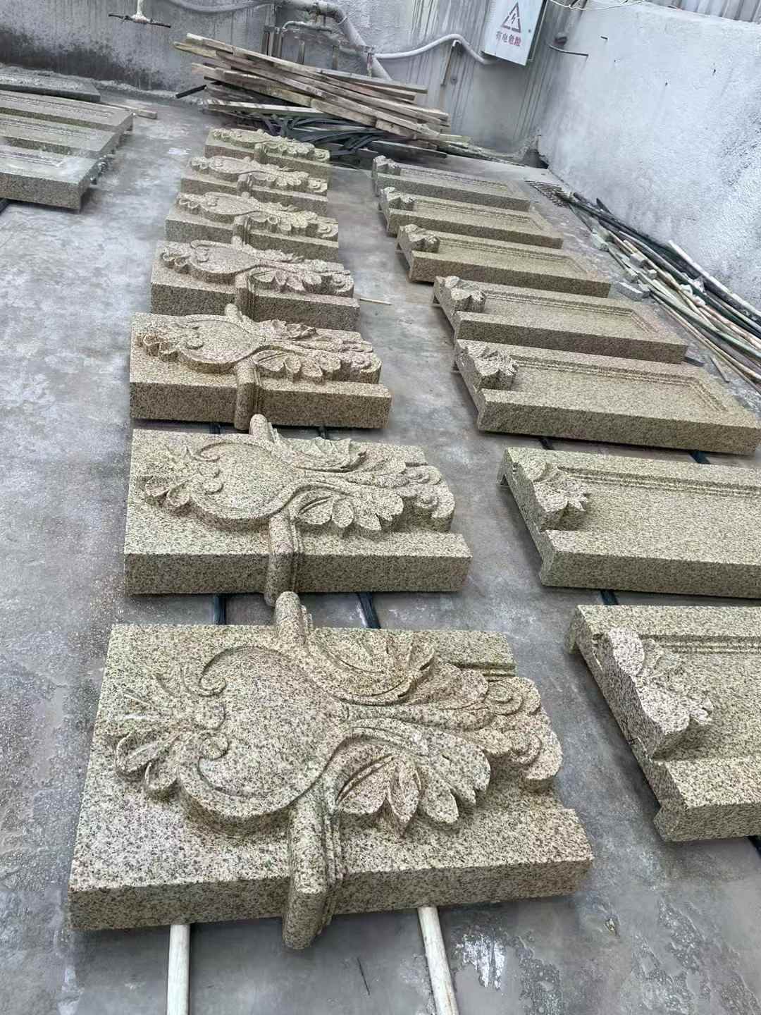 张家界 黄金麻花岗岩别墅外墙雕刻板