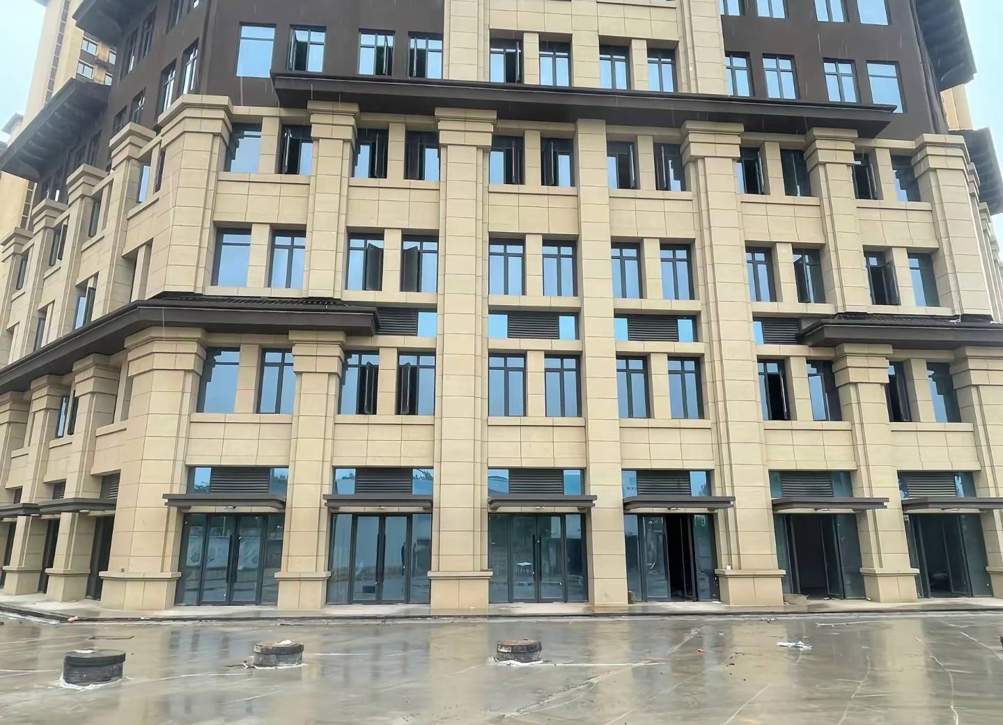 张家界 黄金麻花岗岩荔枝面小区外墙干挂