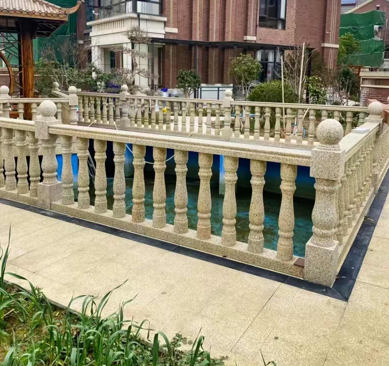 张家界黄金麻花岗岩石材栏杆，扶手，将军柱，花瓶柱