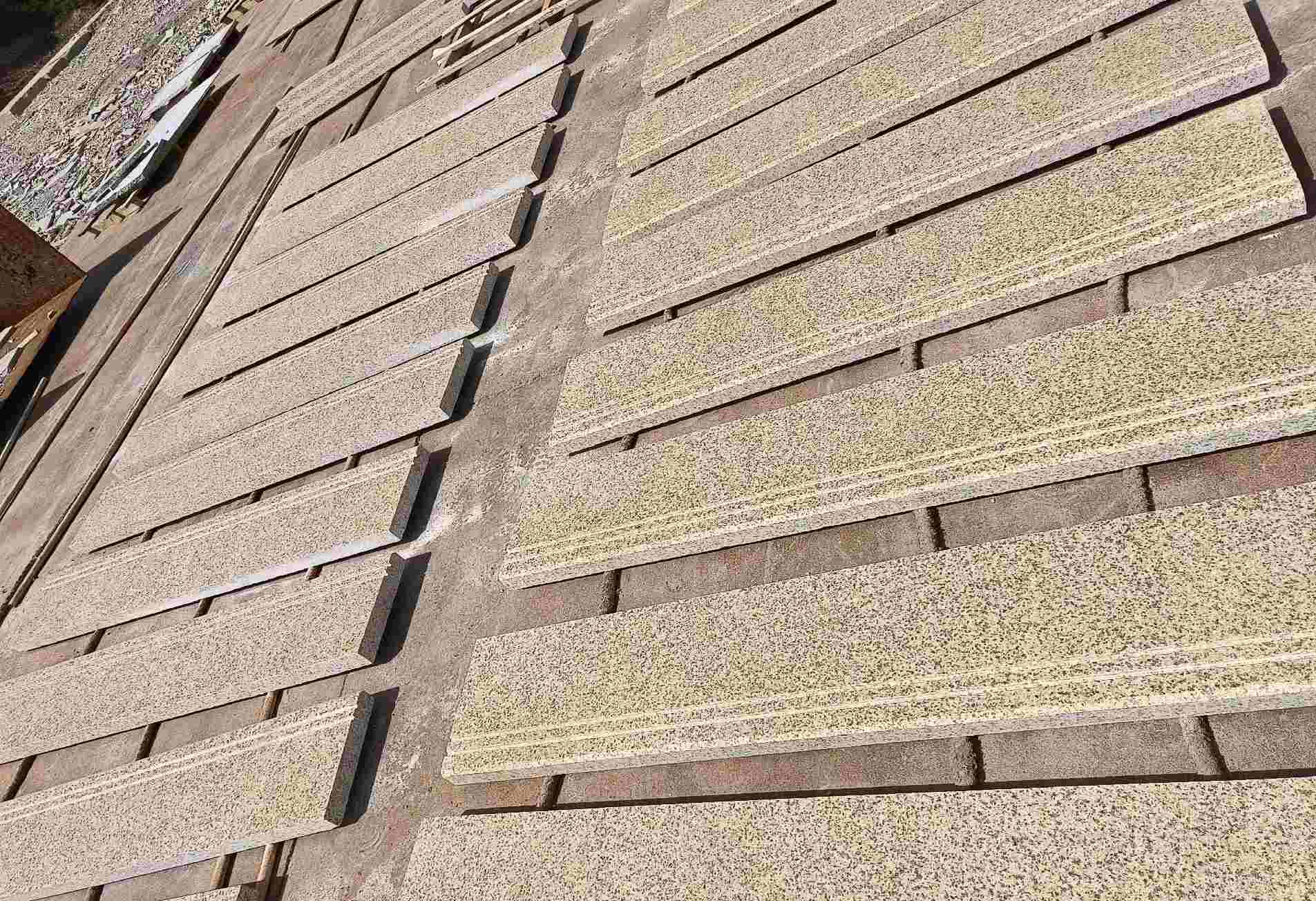 张家界 黄金麻花岗岩光面楼梯踏步