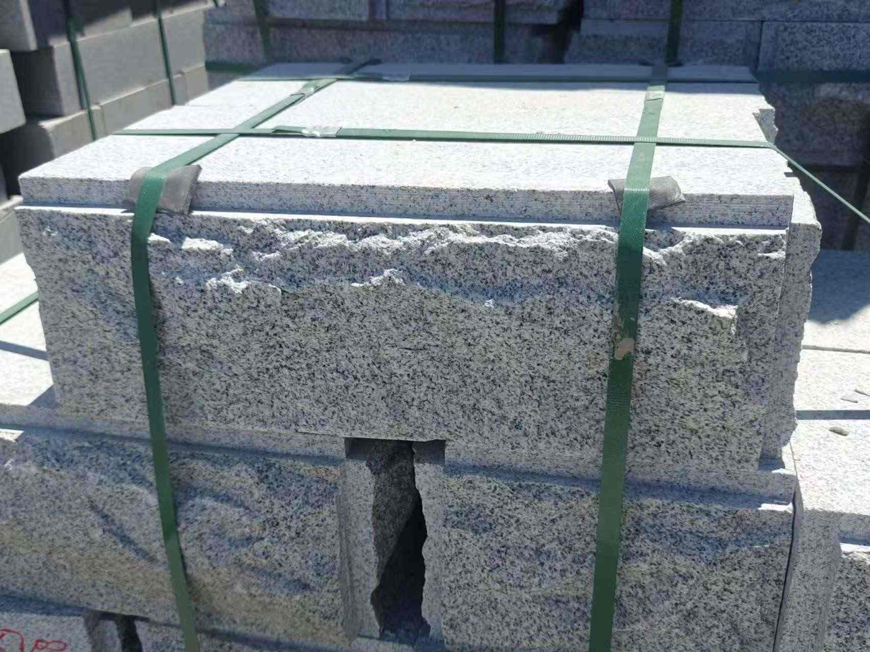 张家界 芝麻白花岗岩自然面成品