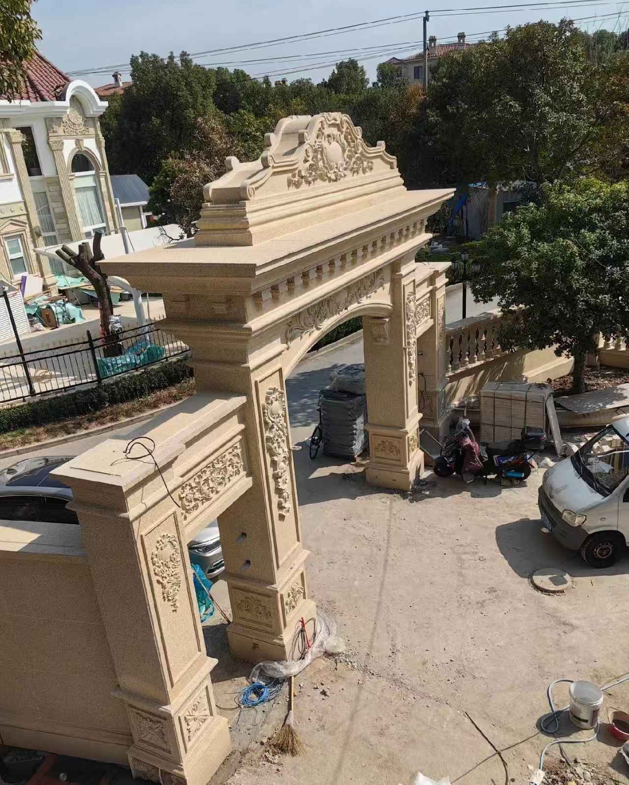 张家界 黄金麻荔枝面花岗岩别墅门楼