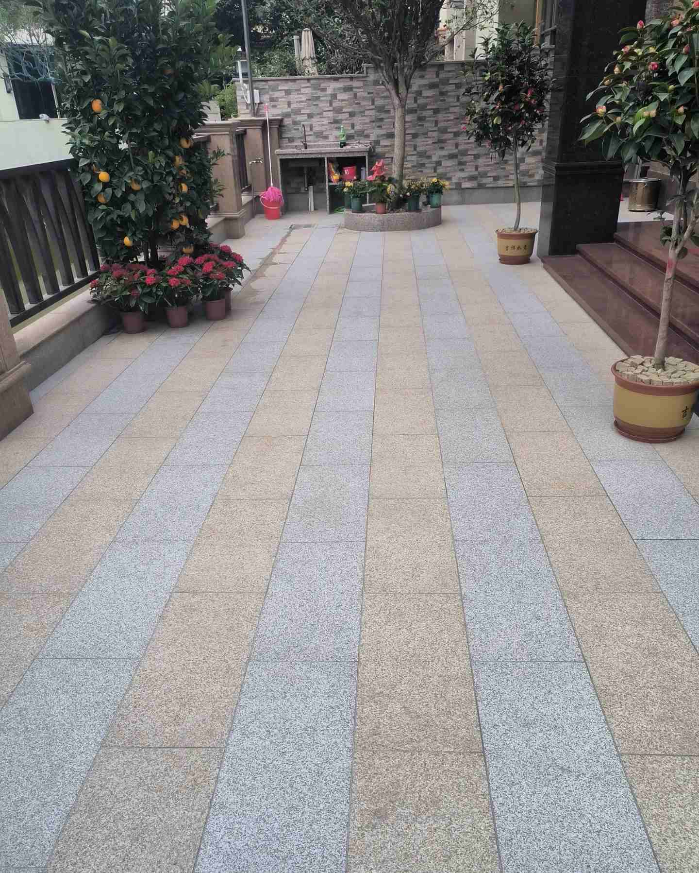 张家界 黄金麻白麻荔枝面庭院铺装展示